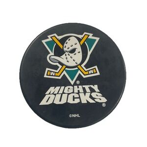 Vintage ANAHEIM MIGHTY DUCKS 1990s Inglasco Official NHL Hockey Puck Collectible